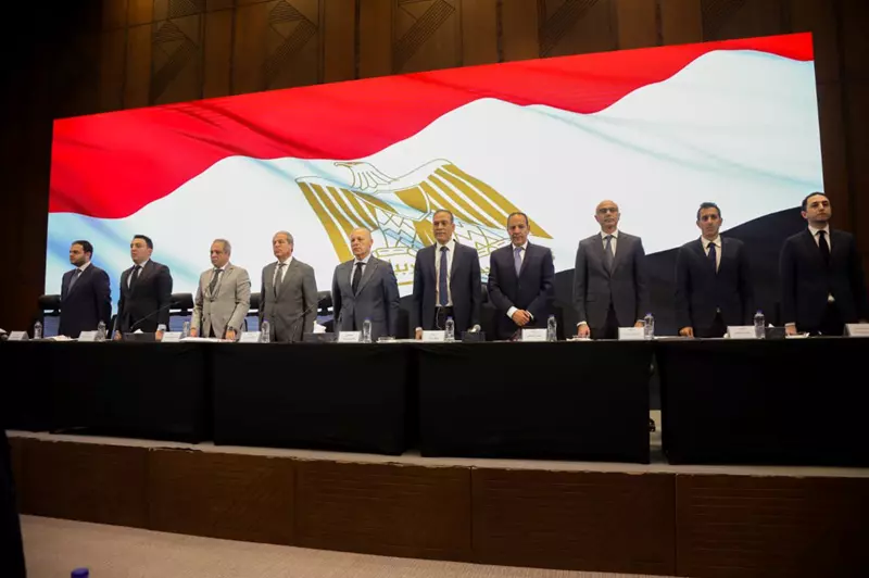 من بينها شطب حكمين.. اتحاد الكرة يعلن عن 9 قرارات جديدة 